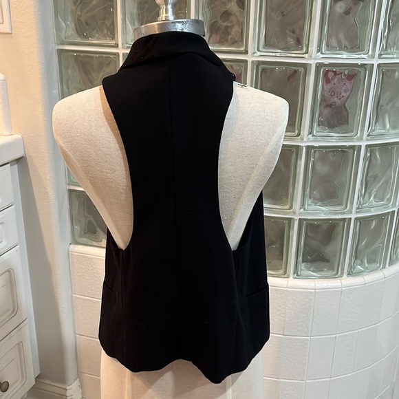 Cabi black vest - Picture 3 of 8